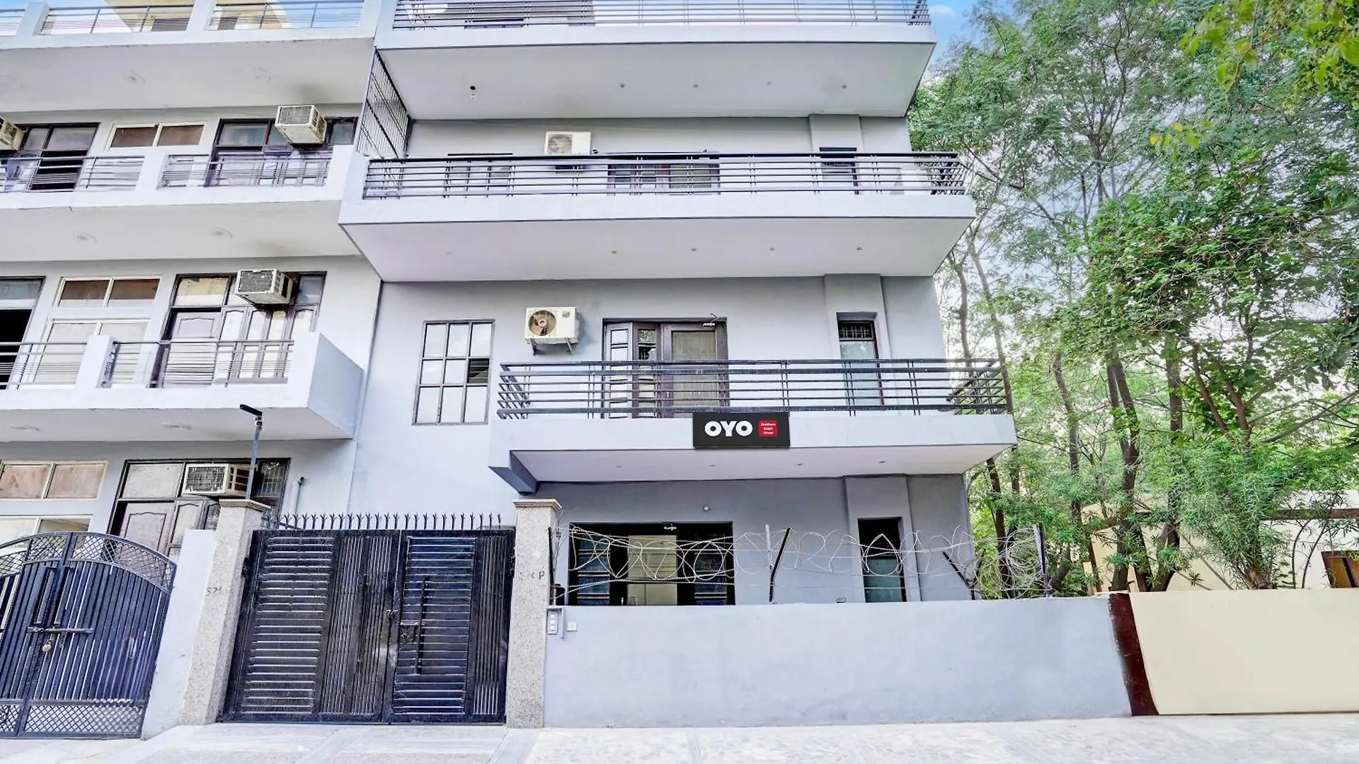 Hotel O Shubham Guest House Gurgaon