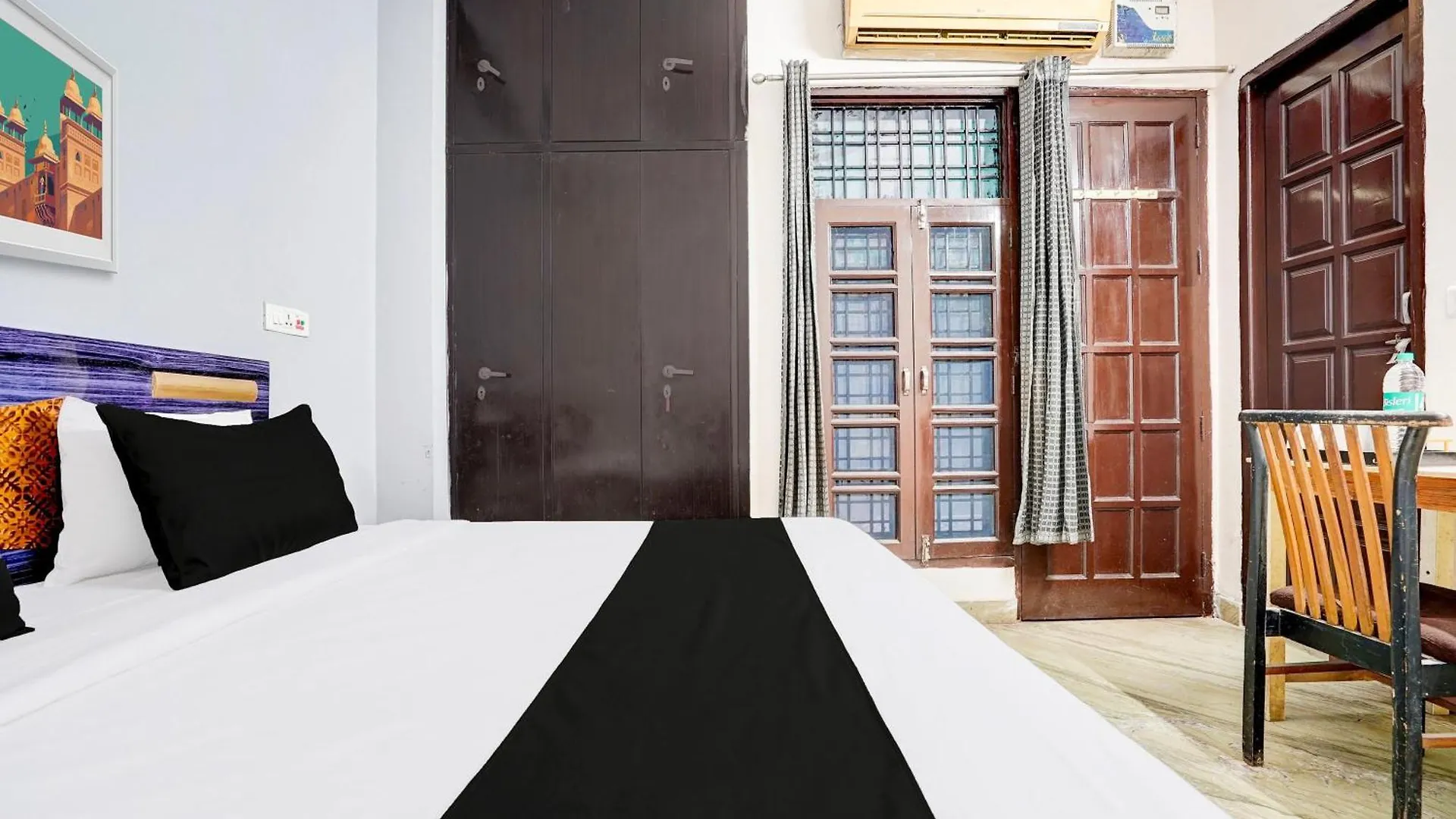 Hotel O Shubham Guest House Gurgaon 3*,  India