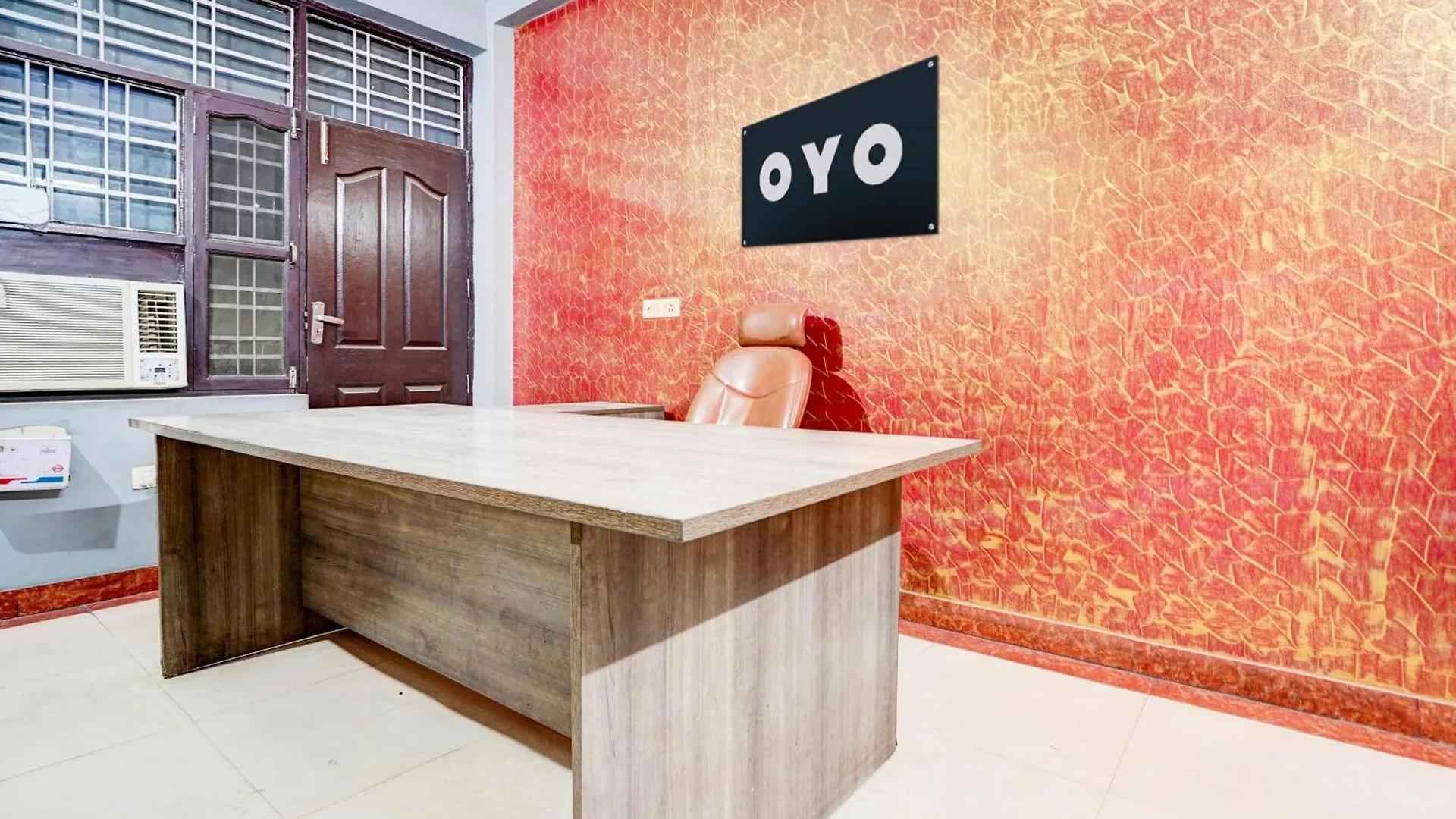 Hotel O Shubham Guest House Gurgaon