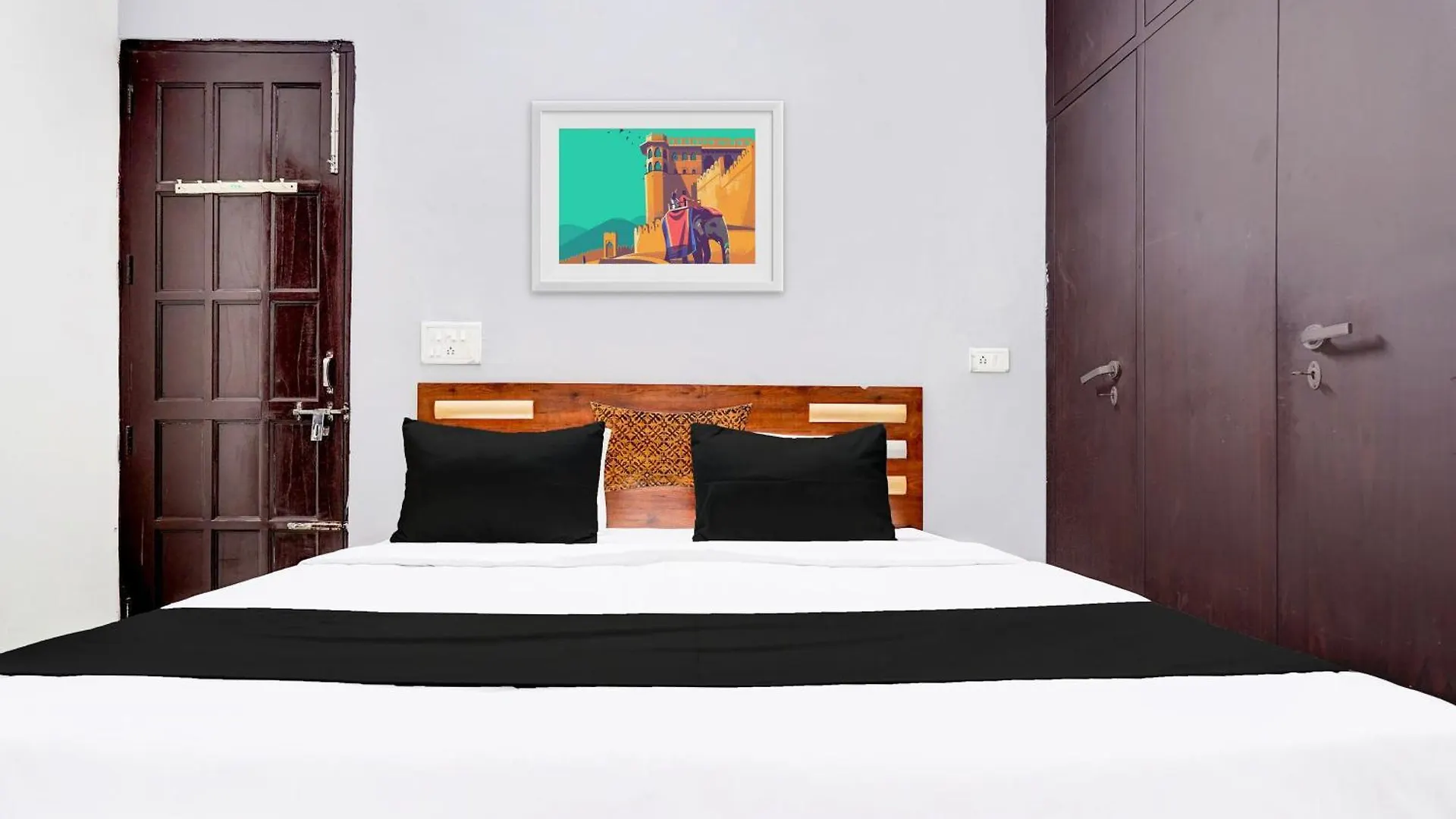 Hotel O Shubham Guest House location
